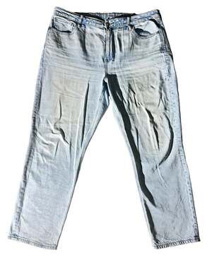 American Eagle Women’s Size 14 Mom Mid Rise Light Wash Denim Jeans 5-Pocket Logo